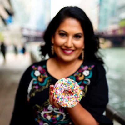 Your guide for unique international destinations, delicious vegetarian food, life in Chicago and all things fun. Follow me on Instagram: @vegtourist