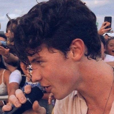 Dont pretend that you dont want me our love ain't water under the bridge 💔