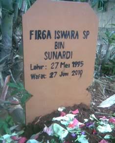 AlmFISP's profile picture. Alm Firga Iswara SP. Lahir: 27-05-1995 Wafat: 27-06-2010. pengurus @risdacil