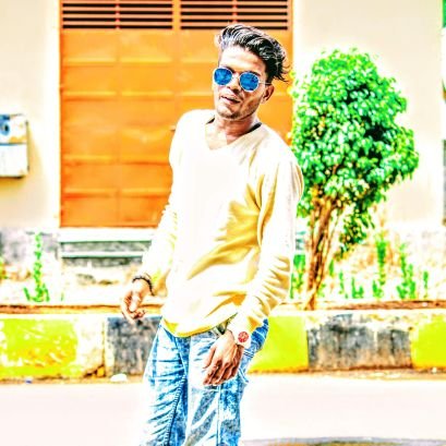 Chitthi Teri Khol K Padha

Jaan Khole Bine Saad Da

Ja Banh Lan Samaan

Wapas Saada Jang Haar

Hor Tere Sawalan Da Kiven Dawan Jawab

Haan Main Ethe Aa Ke Badal