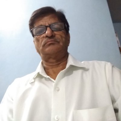 1-कर्म कर फल की इच्छा न कर। 2-first follow me get💯 % follow back. 3-fan of namo ji,shah ji and yogi ji ,4-interest in serving people.