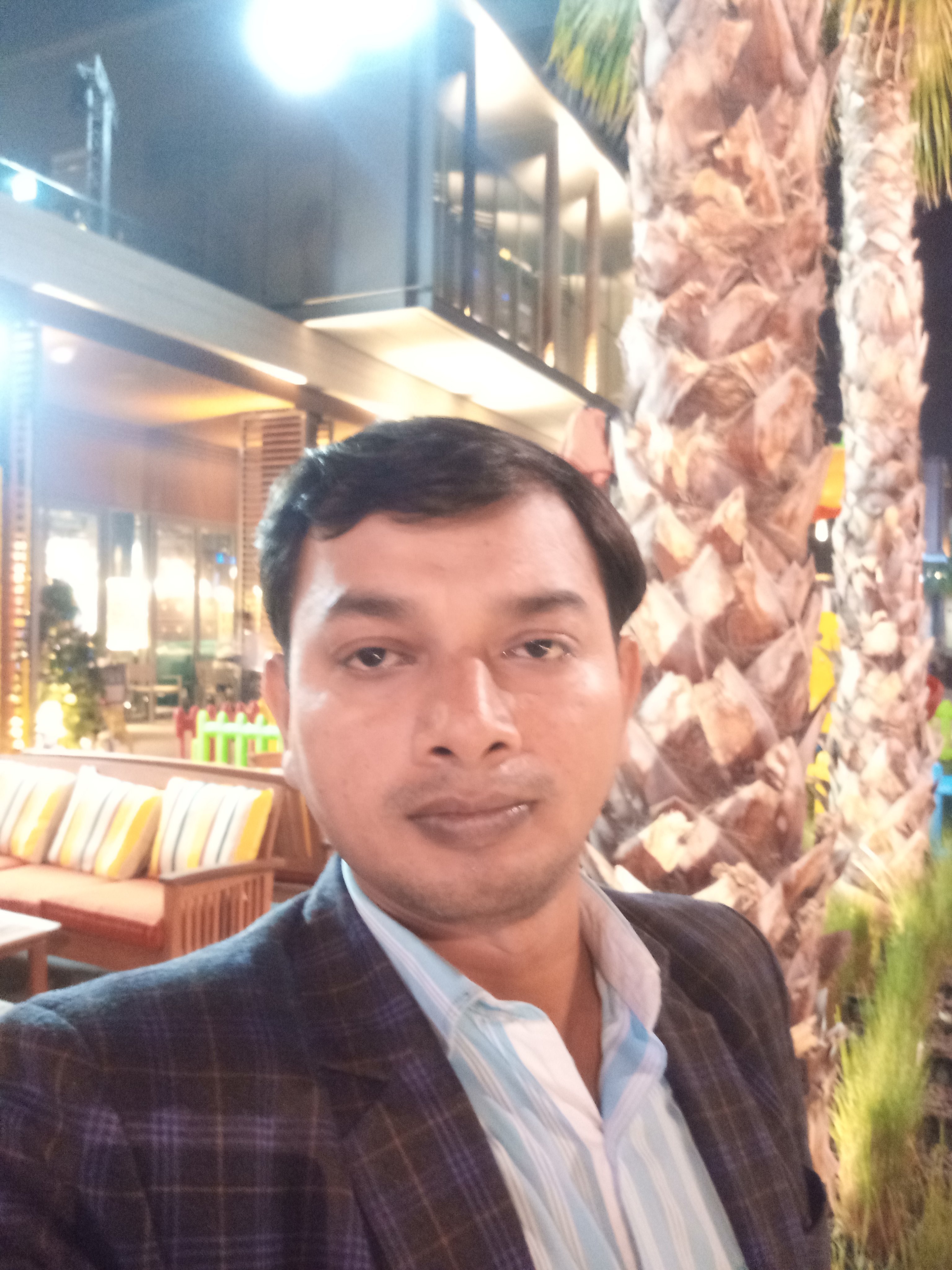 raj_bht's profile picture. 