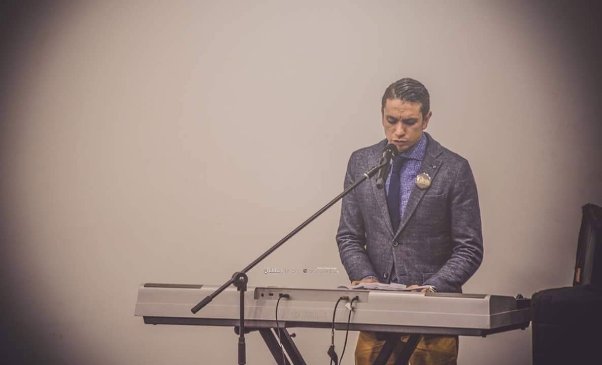 weimarmaes's profile picture. QUIEN NO VIVE PARA SERVIR, NO SIRVE PARA VIVIR!