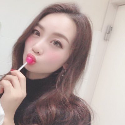Nana15156668's profile picture. 