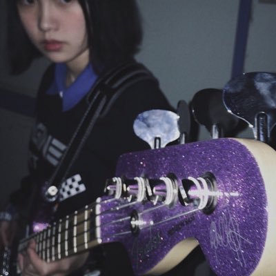 PunkGirl·畫畫的貝斯手/趣味⚰️🔮🎨🎸🤘🏻🥁🎹🎶🎞🎬📷··············陌生人私信不看