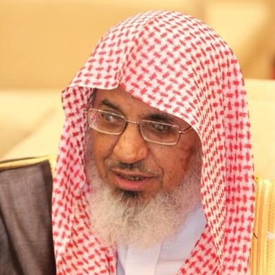 ‏‏‏مستشار إداري ومالي عمل ٣٧ عاما في القطاعات الشرعية مهتم بالإرشاد الأسري والتراث الشعبي. يرجو رحمة ربه ويسأله حسن الختام.