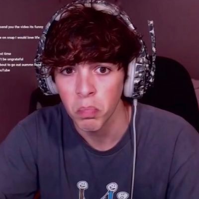 memebaronee's profile picture. spread love💘