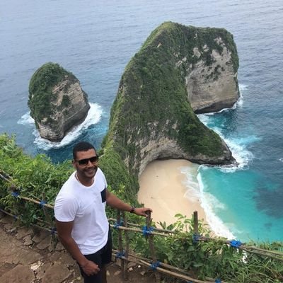 BARhodes11's profile picture. 