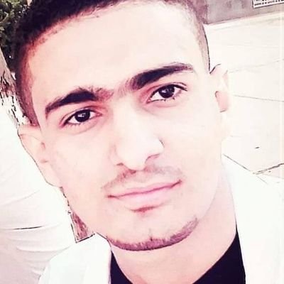 ‏‏#ليت_الحزن
كل شخص في هذه الدنيا فاقد شيئًا يحبه في حياته ، حتى لو ضحك  ورأيته سعيداً ، يبقى شيئًا بداخله كل ماتذكره تألم وضعف كثيرا ...