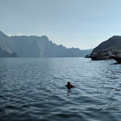 surabhi_n22's profile picture. Music. Travel. Dance. Blogger. Tree-hugger. IT slave. Repeat.