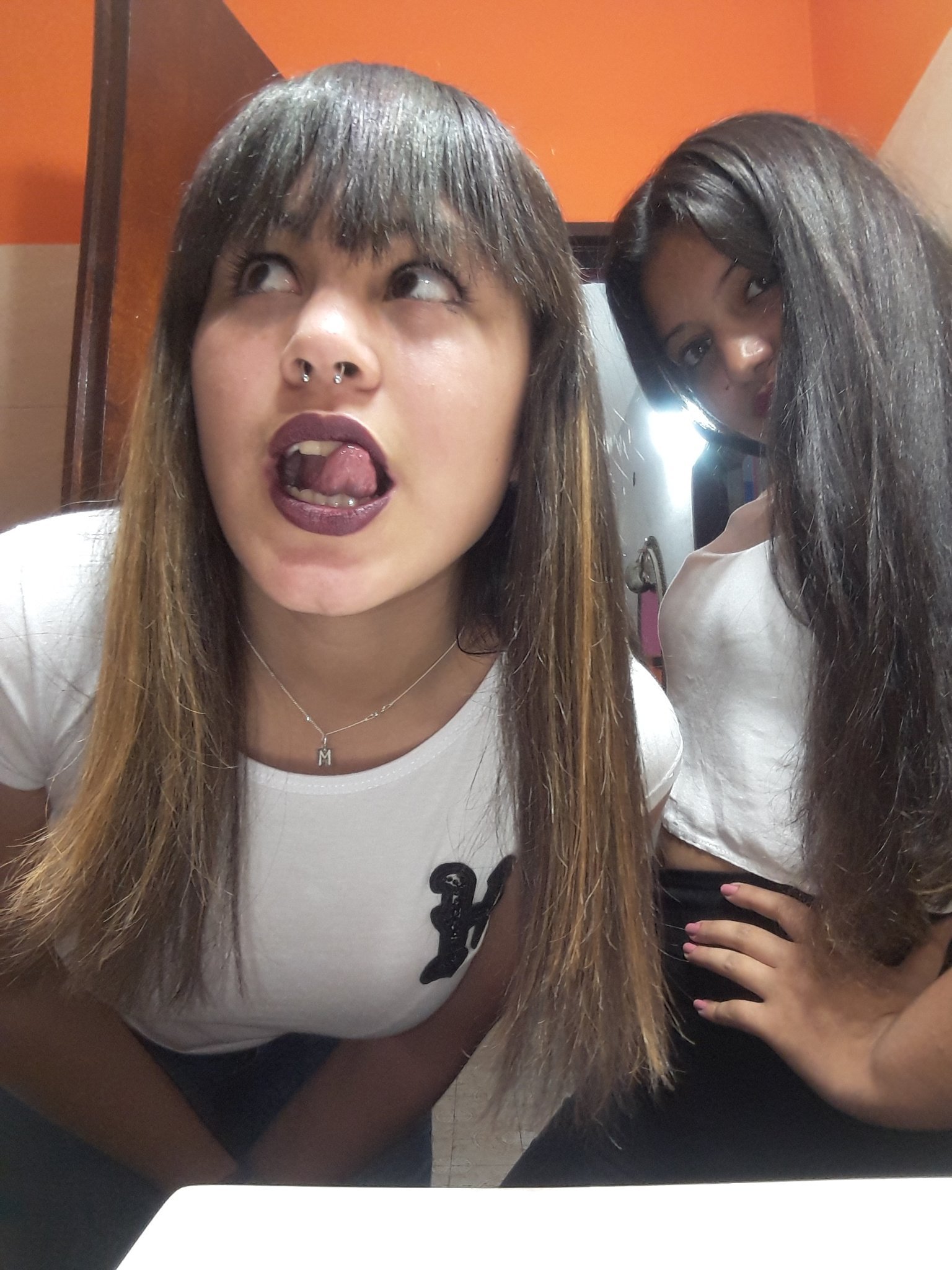 Ariana64092092's profile picture. 