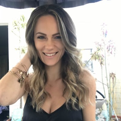 iMakeitRanie's profile picture. I have no idea what I’m doing.