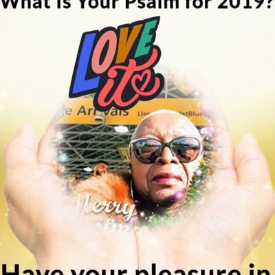 RachelMannix6's profile picture. 