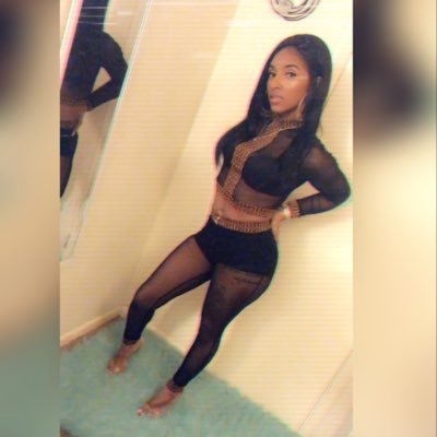 amorgalorersl's profile picture. Nurse Bae 💊💉                                         IG: a more.galore_rsl