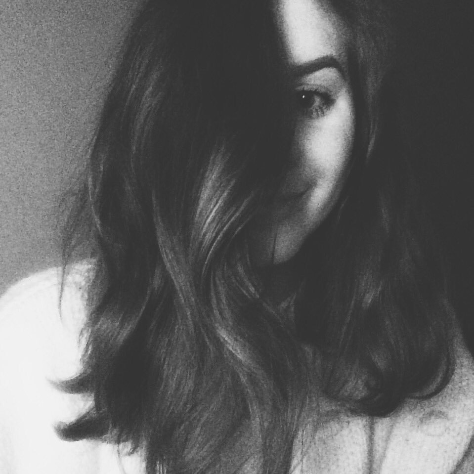 PaulaOchmanska's profile picture. ...Searching for my piece of land...