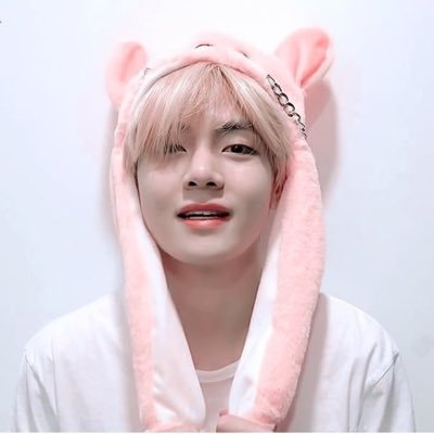iAm_Airaa's profile picture. BANGTANSONYEONDAN | STRAYKIDS | WANNAONE | "나를 찾아라!"