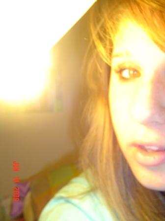 haleyylovees's profile picture. just waiting for my life to begin.