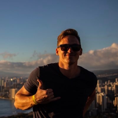 deaflut's profile picture. I do me, you do you