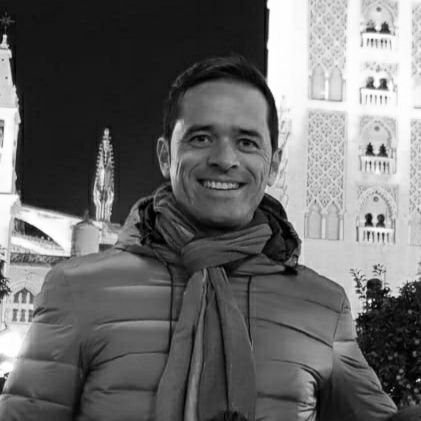FJGDominguez's profile picture. Nuestro trabajo como Gestor Energético debe enfocarse en claros objetivos diarios:
-Honestidad.
-Profesionalidad
-Independencia.
+20 años de experiencia