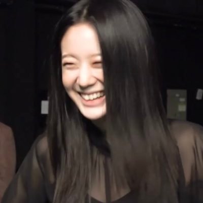 ♥︎__gyuri’s smile 𝒃𝒓𝒊𝒈𝒉𝒕𝒆𝒏𝒔 my day! ˃ ³ ˂ 프로미스나인 ᵎᵎ