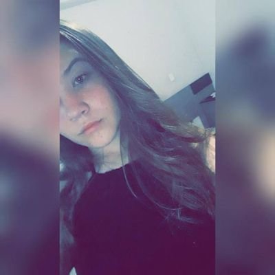 Leticia88909505's profile picture. Só quem vive de acordo com sua essência sabe o que fazer pra ser feliz. 🍃♥️