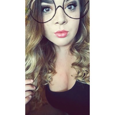 mariahbeth_xo's profile picture. 