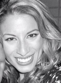 KatTabbytite's profile picture. I'm a lucky owner of Luxe Objects. I love life! I'm passionate about beautiful living, raw foods, healthy thinking and giving lots of love.