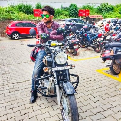 AnizAbdulAzeez's profile picture. #ProudIndian
#traveller #Atheistic #beinghuman