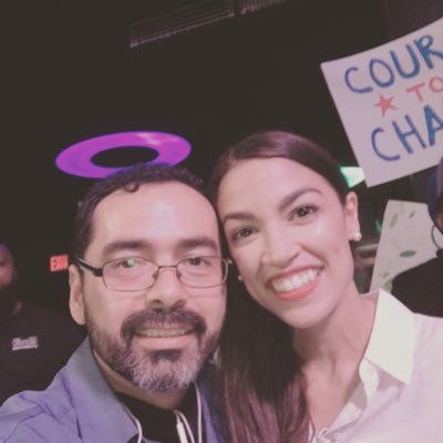 Militante de la Colombia Humana ,nodo New York ,Soy Progresista con Gustavo Petro,Bernie Sanders Jessica Ramos,Cynthia Nixon y Alexandria Ocasio .ANTIURIBISTA