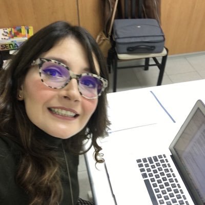 NeumoAnalu's profile picture. #primeromadre, #NeumólogaDeGuardia, respiratory care, neumología, lung ultrasound enthusiast.