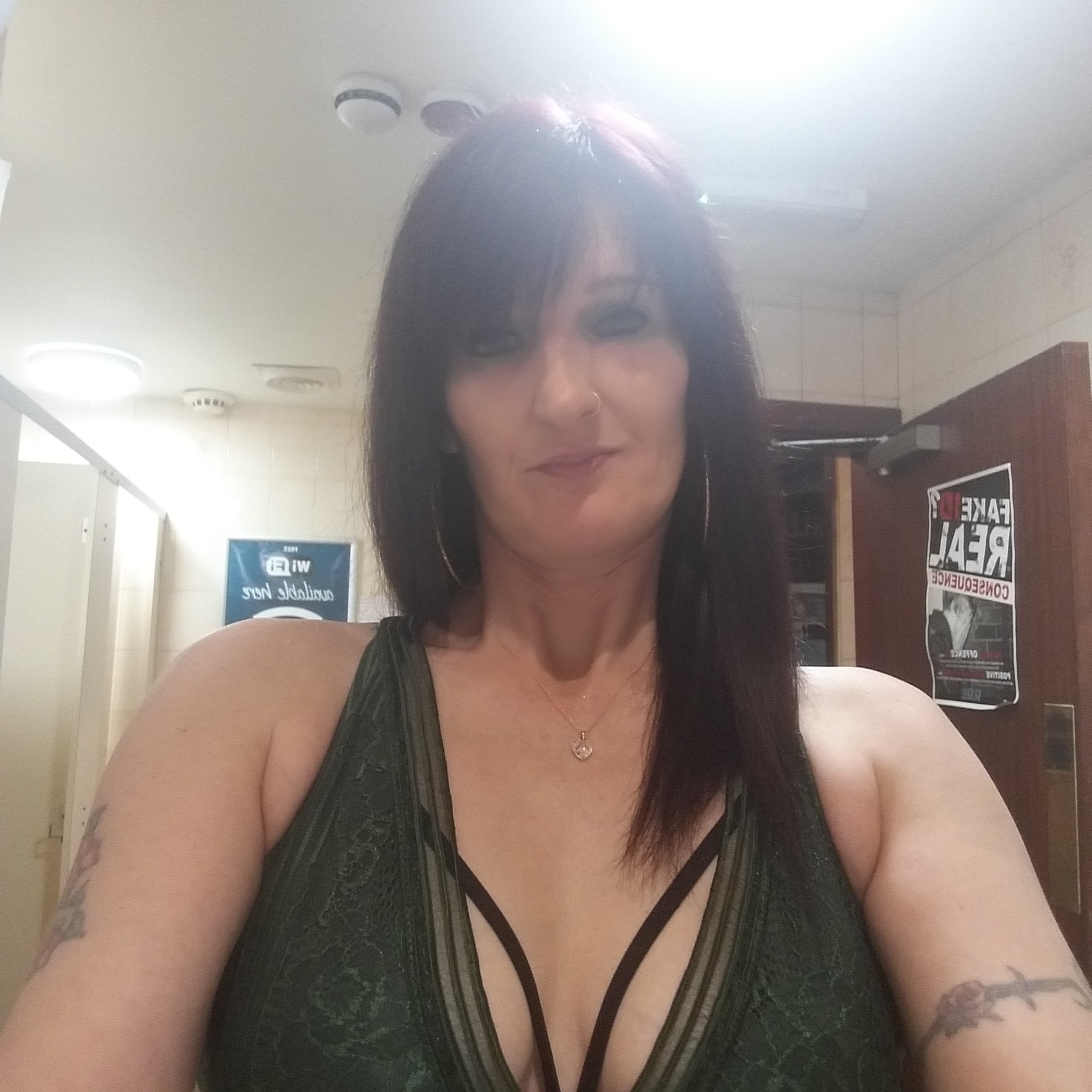 vickypilsbury's profile picture. Just a lonely girl looking to make friends so add me and come say hello