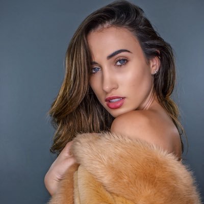 marcy___'s profile picture. ⚡️