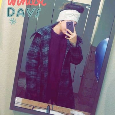 Elizabe22535941's profile picture. 