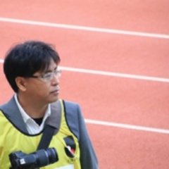 創設時からV・VAREN長崎を追い、長崎の高校サッカーも徹底取材。長崎サッカーの今を伝えます。毎日新聞長崎版「翔べ!! V・ファーレン」連載中。サッカーダイジェスト・サッカーマガジン・ViSta・高校サッカードットコムなどに執筆中。 依頼お待ちしています。 Mail：football2002@mbi.nifty.com