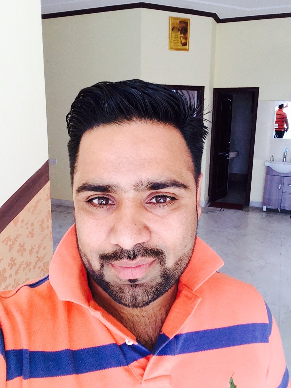 dhami854's profile picture. !! ਨਾਨਕ ਨੀਵਾ ਜੋ ਚਲੇ, ਲਾਗੇ ਨਾ ਤਾਤੀ ਵਾਓ !! Sri Guru Granth Sahib Ji #proud indian #sikh #team india .#bleedblue#KXIP H&M