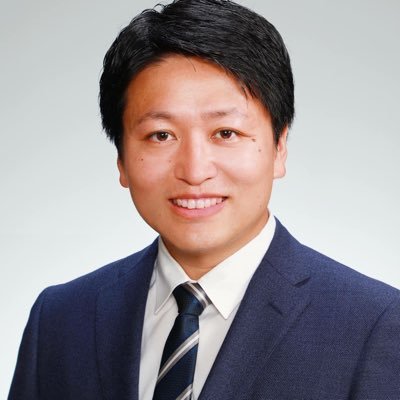 株式会社アトムズ代表取締役。公務員(東京都庁)を辞めて、会社経営しています。日々、たくさんの方とお会いする中で、議事録的なものや自分で考えたことを自分のために書いています。経営コンサル・総務経理労務アウトソーシング・M&A・税務・人材紹介・元公務員