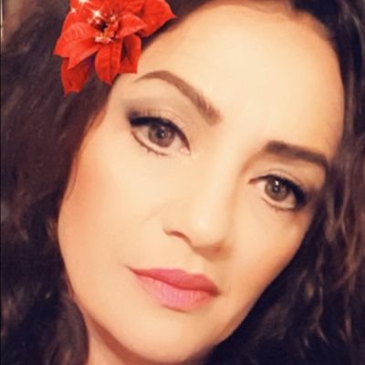 crinalili's profile picture. 