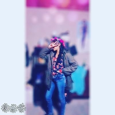 Instagram:naida_7w7


pronto se hará la suicidacion🤠💖