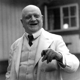 fromthenextstar's profile picture. 