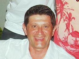 Engenheiro Civil, Gestor Público pós graduado.