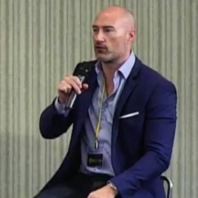 Current: Exploring new ventures,
Ex Neutronpay investor & COO,
Ex Vancouver Bitcoin Co-founder