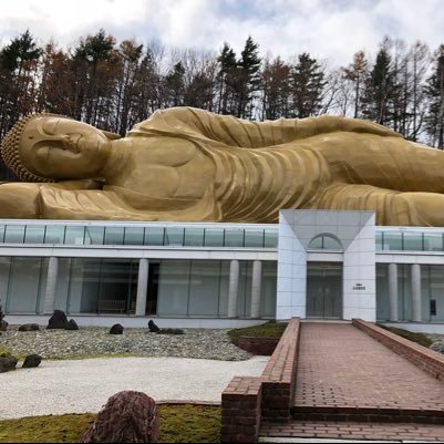 81vmrpTLY7KuW0h's profile picture. 神社仏閣、温泉巡りが好き。バイナリーオプション、株、競馬、宝くじ、たまに競輪、競艇が趣味の人である。単純にお金が欲しいのだ。