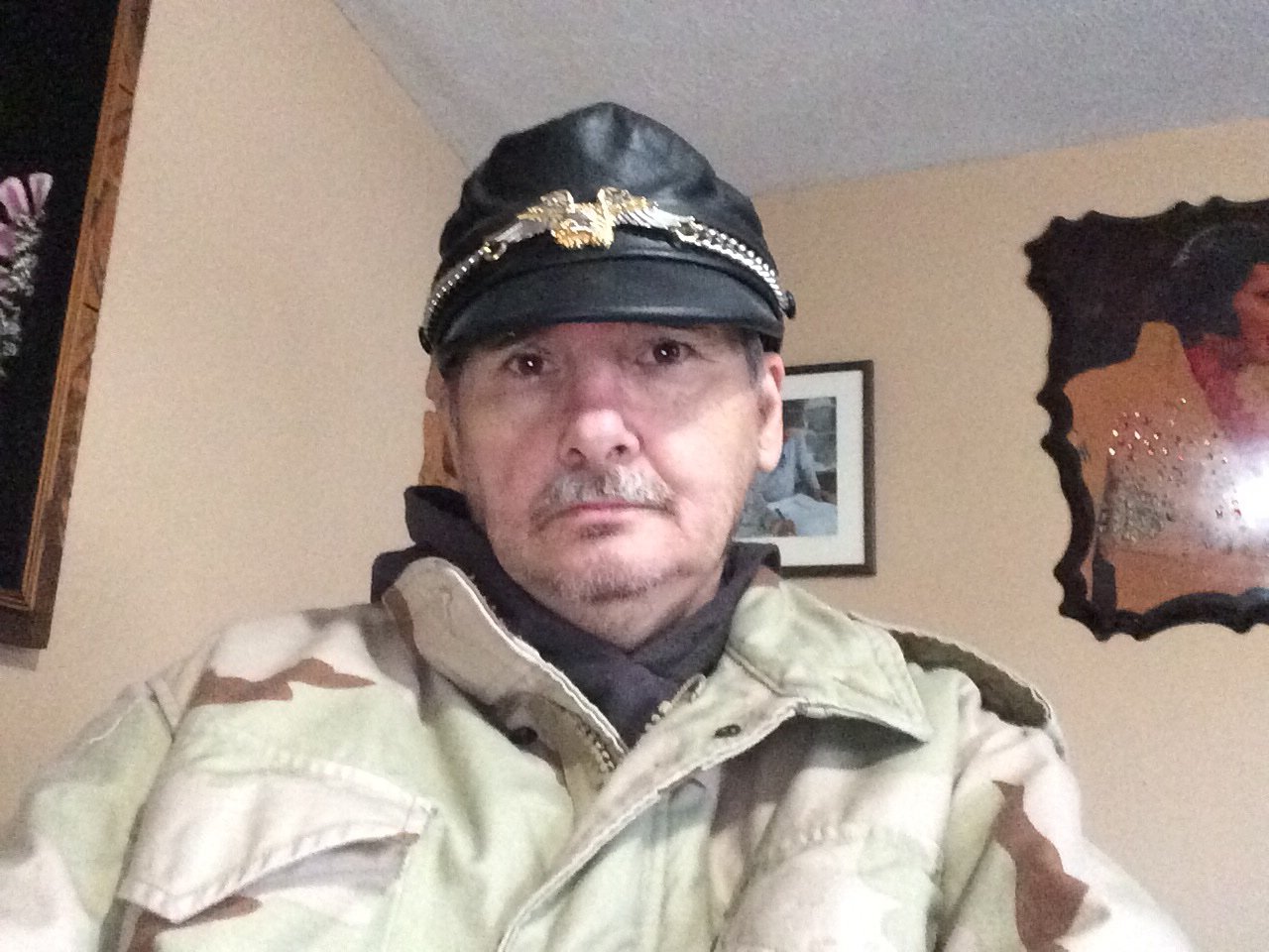 my Real Name Robert F. Schulz, Living In Worcester, Mass. ... I’m a Elvis Impersonators....and I’m. a Trilliona......I have about $69,99,000.000.000.000’s