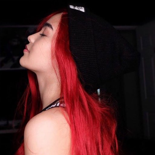 tinalee_store's profile picture. Mother, Author, Handmade by me