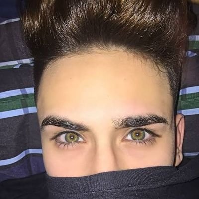 ¡¡Hello stalker!! Soy nuevo, pero amo viajar, comer, correr y sobre todo vivir.🎉🎊🥇🏈🎿♥️