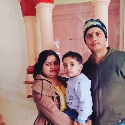 Abhishe54151952's profile picture. 