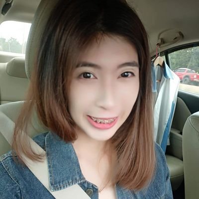 jeannyzzzz's profile picture. 