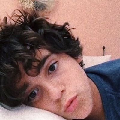 zKiQVYxISdpZuk3's profile picture. 🍃Что я должна вам рассказать?🍃
🎈Взаимно🎈
❤Losers club❤
🌈LGBT🌈