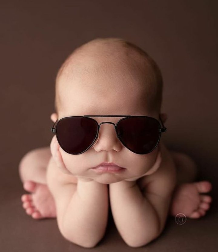 Theislander15's profile picture. Always happy