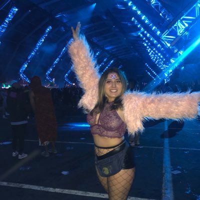 Listen to Odesza on a sunny day to gain one (1) serotonin ☀️ water what waters Y O U 💭 🪴